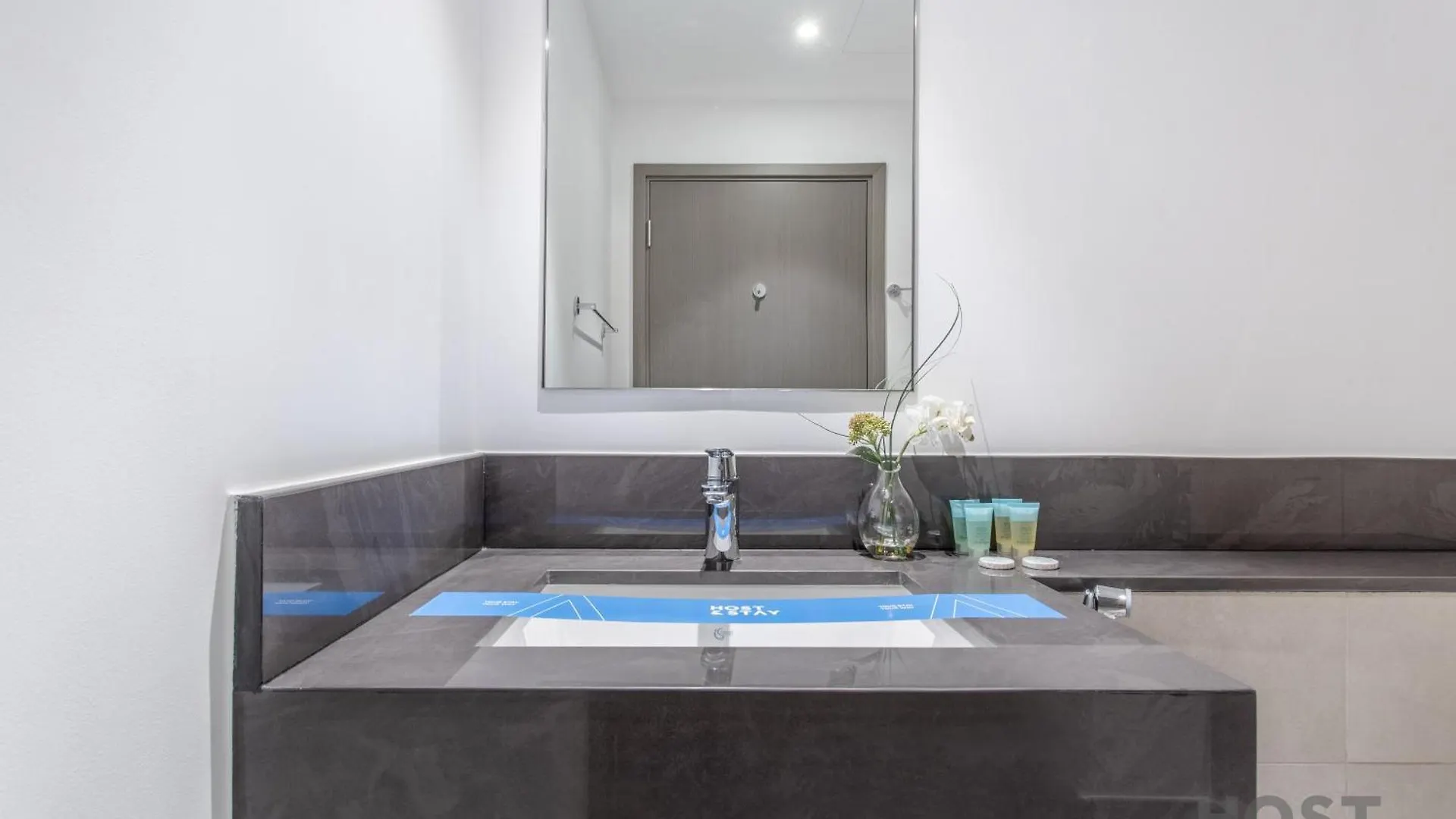 Apartment Luxurious 2 Br- Dubai Creek Harbour - Host & Stay